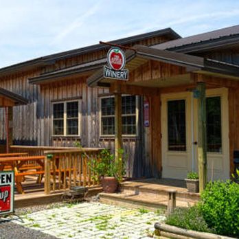 Apple Station Winery apple wines cider Cayuga NY