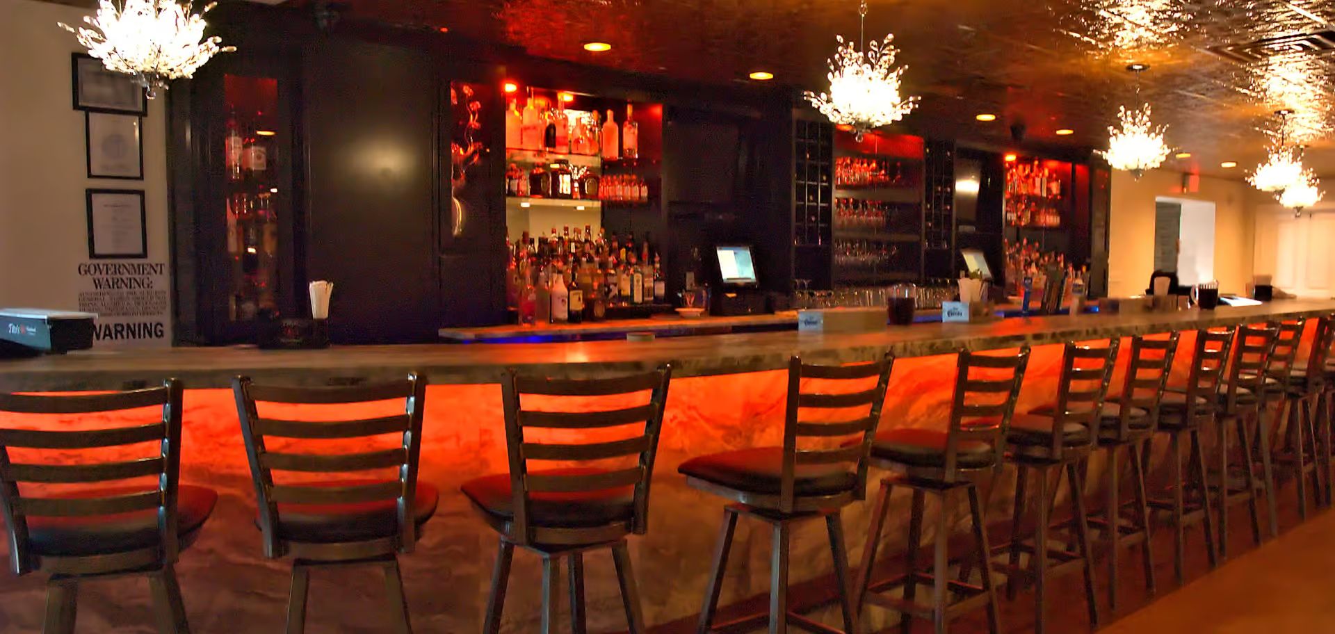 Baldwinsville restaurants along the Seneca River
