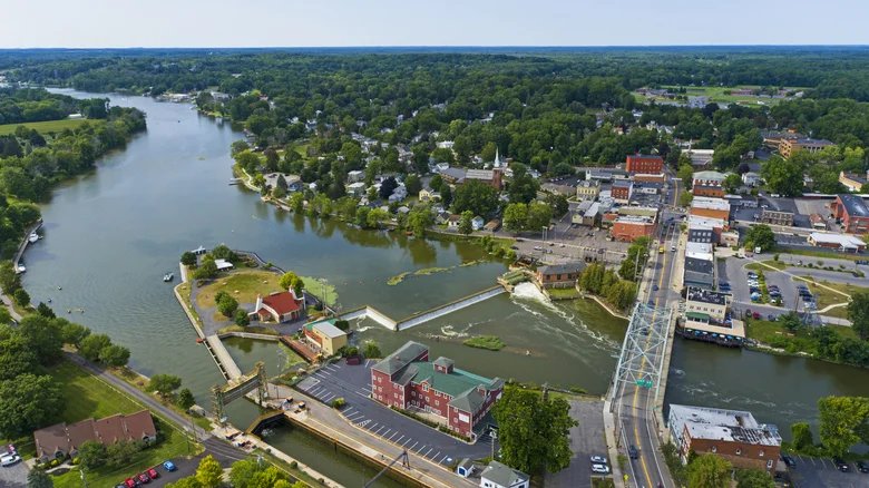 Baldwinsville Seneca River locks
