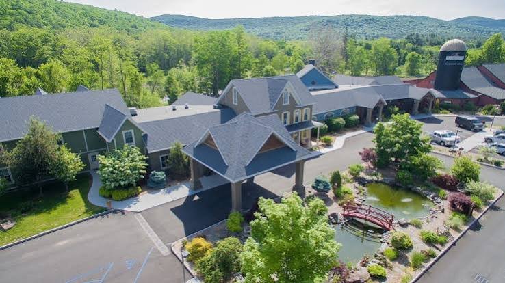 Catskill Lodging 10 - Emerson Resort