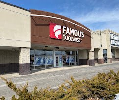 Famous Footwear Auburn, NY