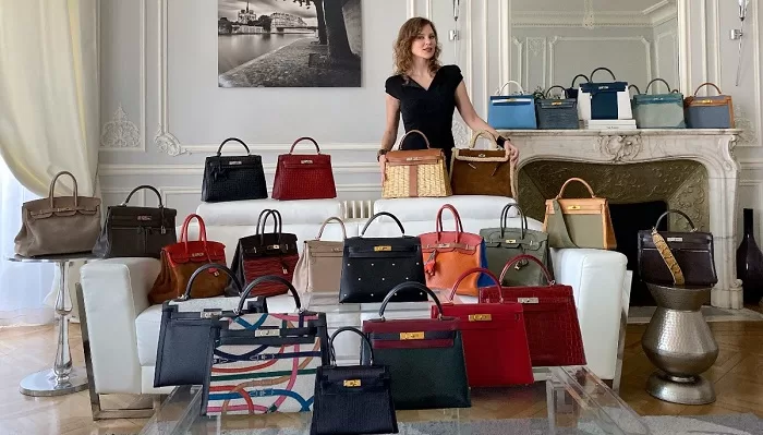 Designer handbags, premium leather purses, and winter accessories in Syracuse NY