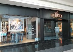 Hollister Destiny USA Syracuse, NY