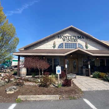 Montezuma Winery Hidden Marsh Distillery Seneca Falls NY