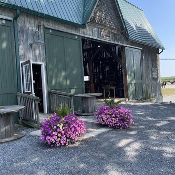 Muranda Cheese Company Historic Tasting Barn