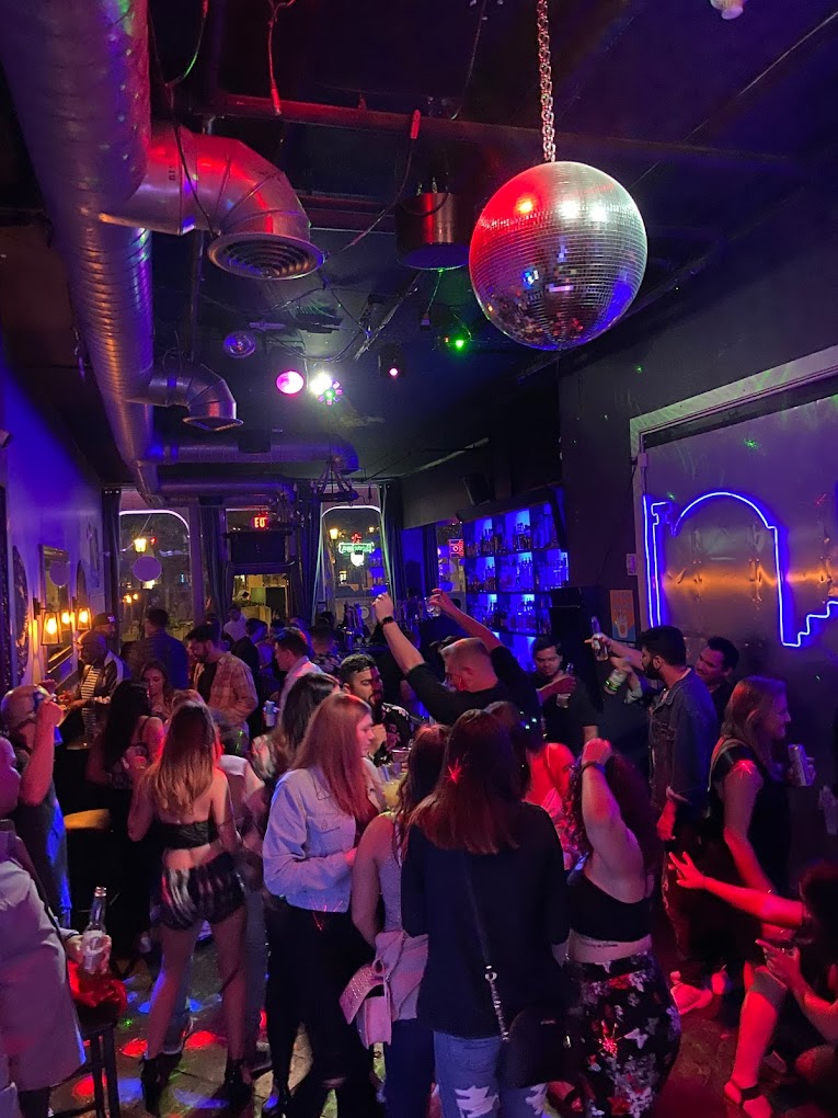 Orbis Lounge cocktails tacos DJs Syracuse NY