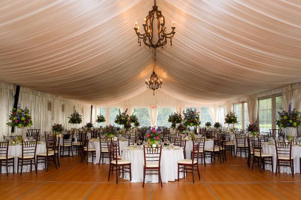 Owera Vineyards rustic tasting room Cazenovia NY