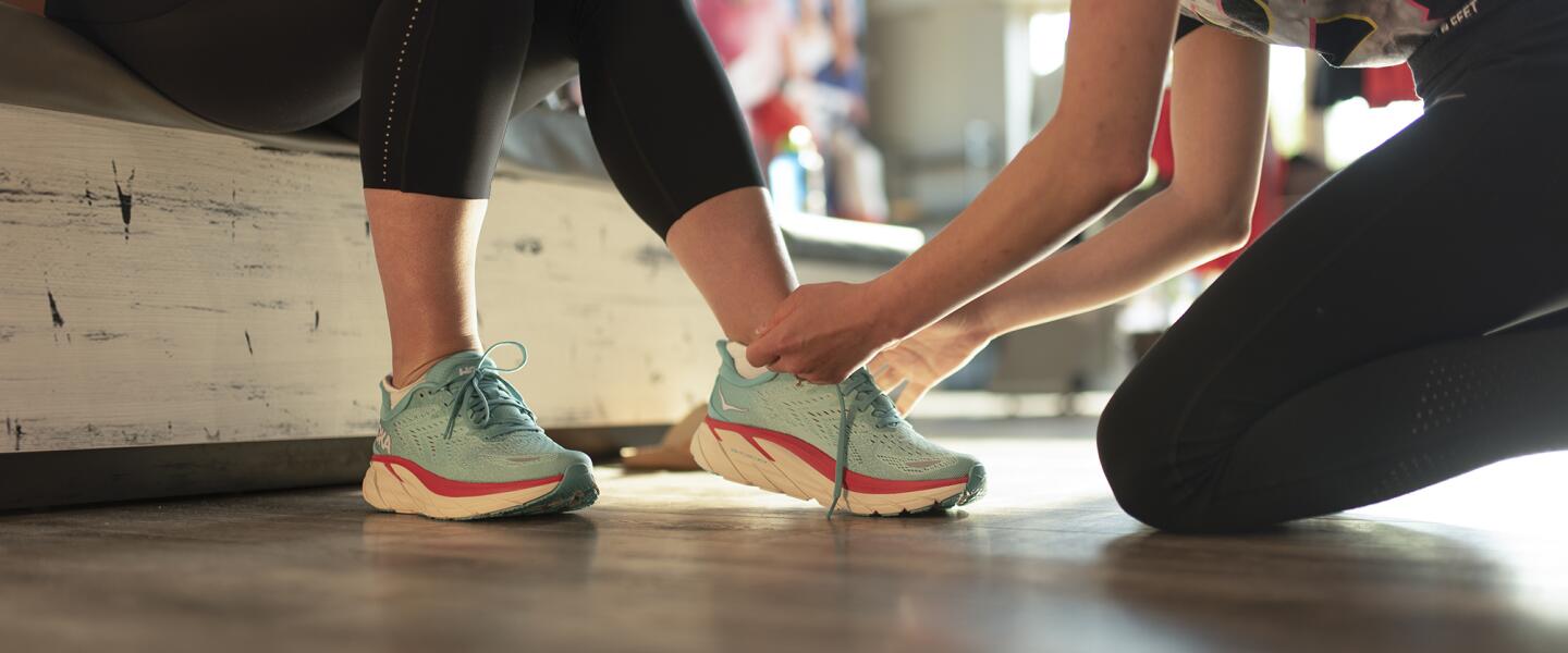 Footwear stores, athletic sneakers, and winter boots directory Syracuse NY